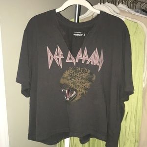 Abercrombie Def Leopard Grey Crop Tee Size XL
